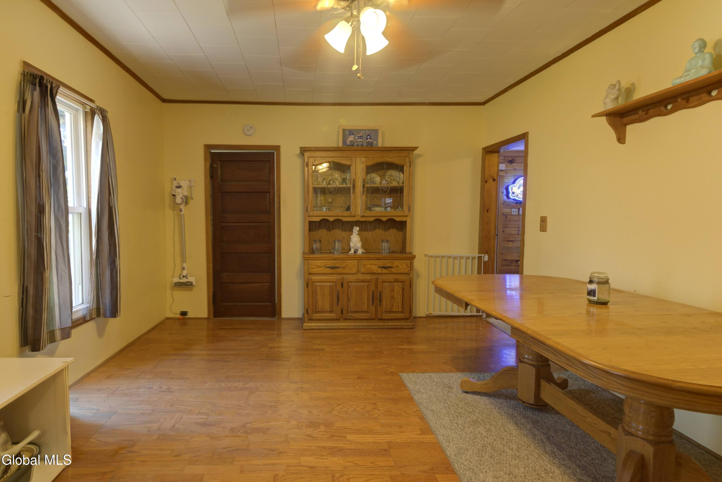 91 Forest Street Gloversville NY 12078