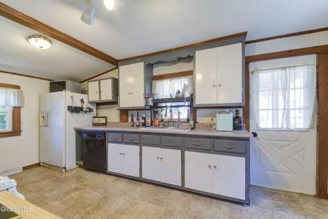 91 Forest Street Gloversville NY 12078