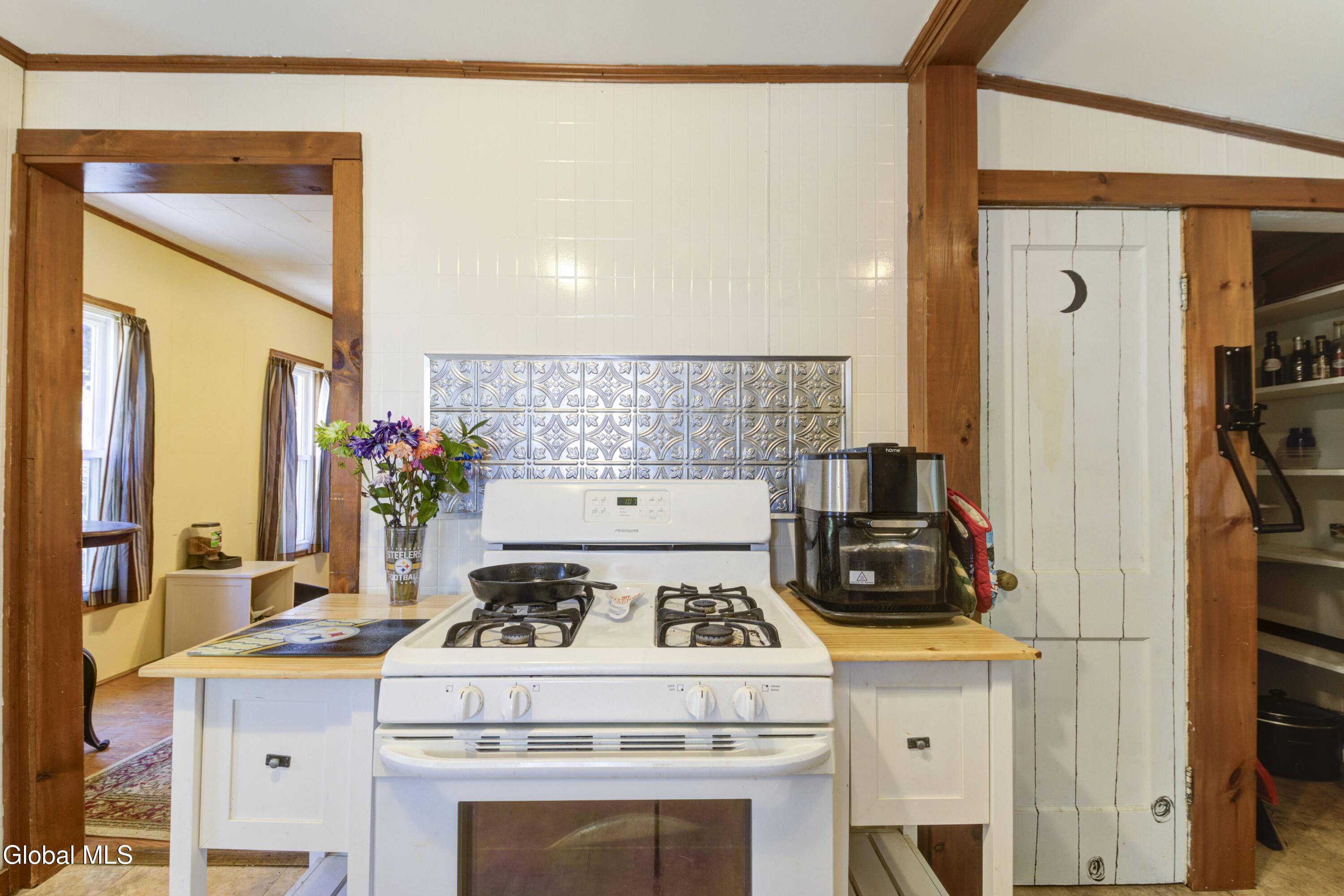 91 Forest Street Gloversville NY 12078