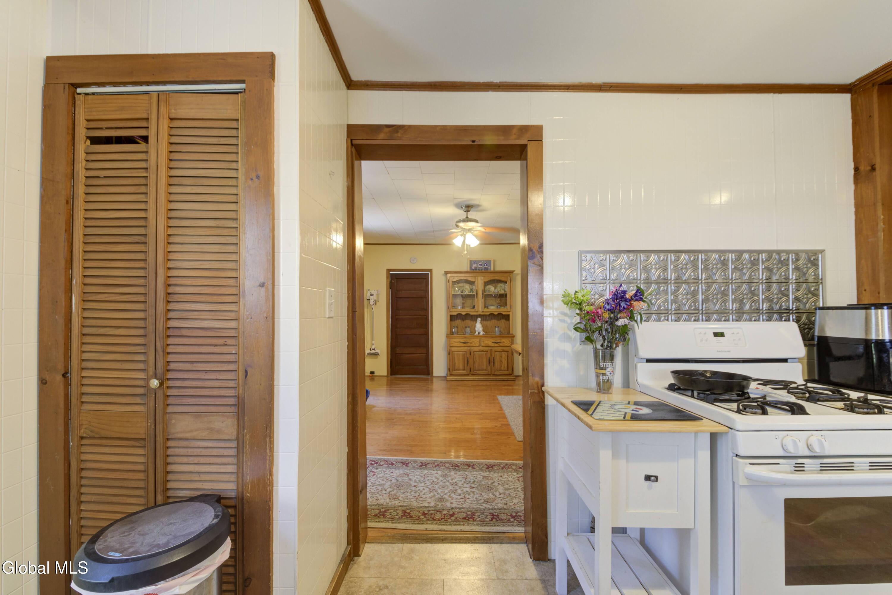 91 Forest Street Gloversville NY 12078