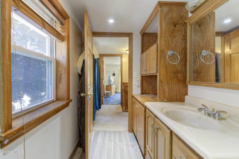 91 Forest Street Gloversville NY 12078