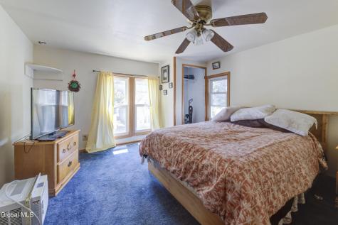 91 Forest Street Gloversville NY 12078