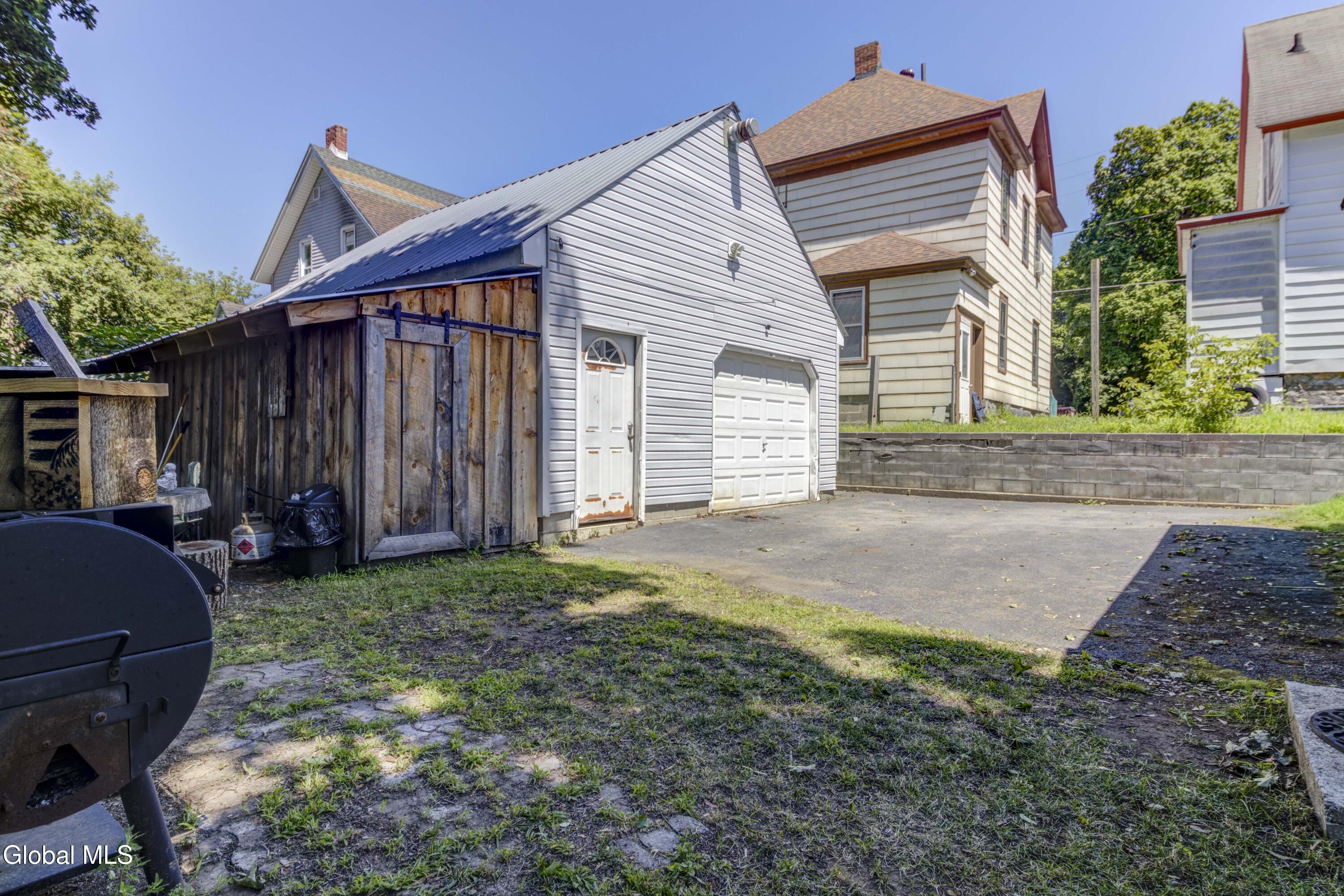 91 Forest Street Gloversville NY 12078