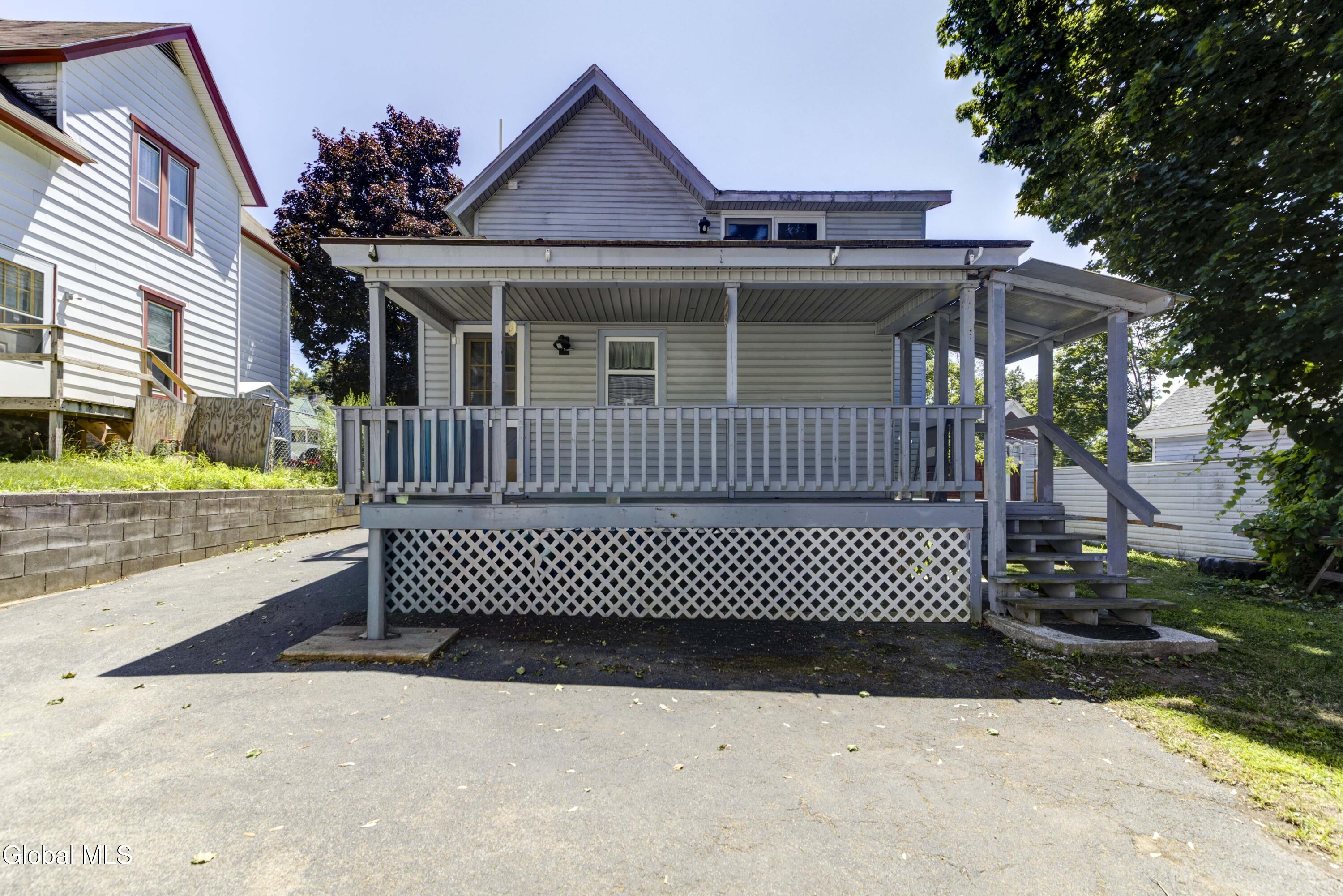 91 Forest Street Gloversville NY 12078