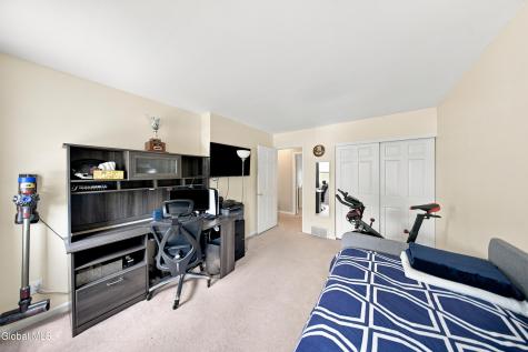 4 Marble Road East Greenbush NY 12061