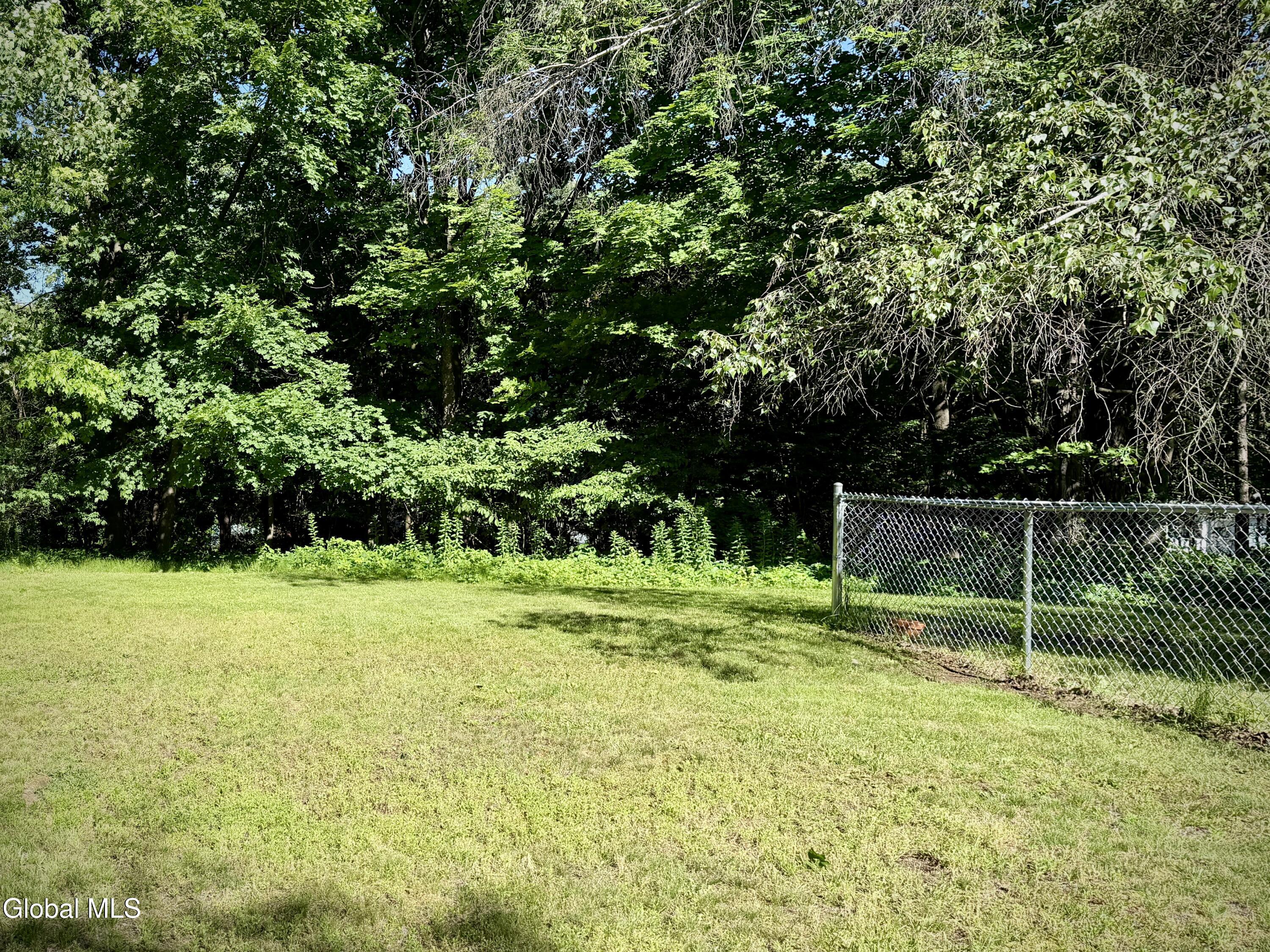 1278 Hawthorn Road Schenectady NY 12309
