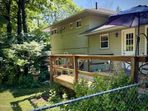 1278 Hawthorn Road Schenectady NY 12309