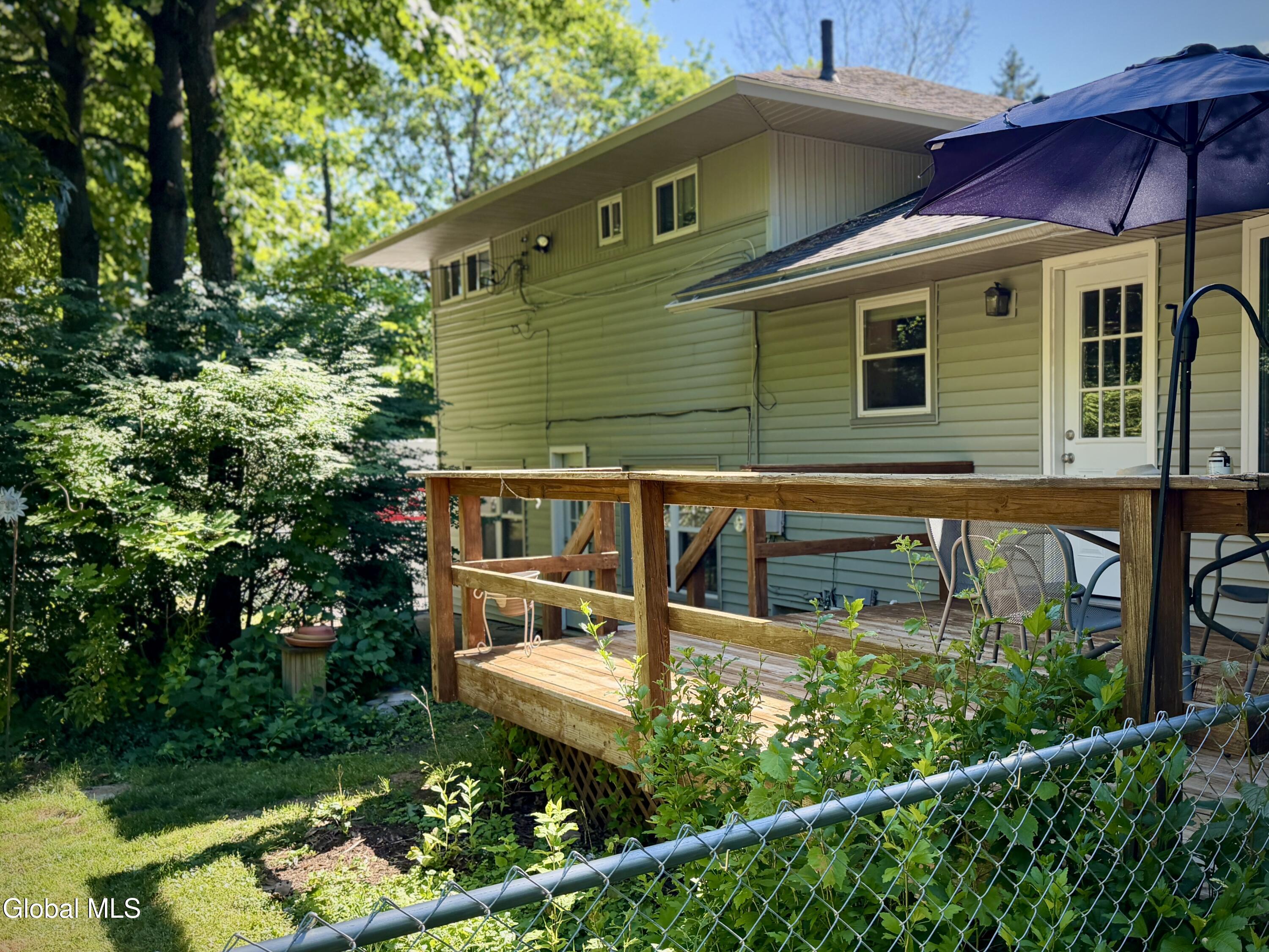 1278 Hawthorn Road Schenectady NY 12309