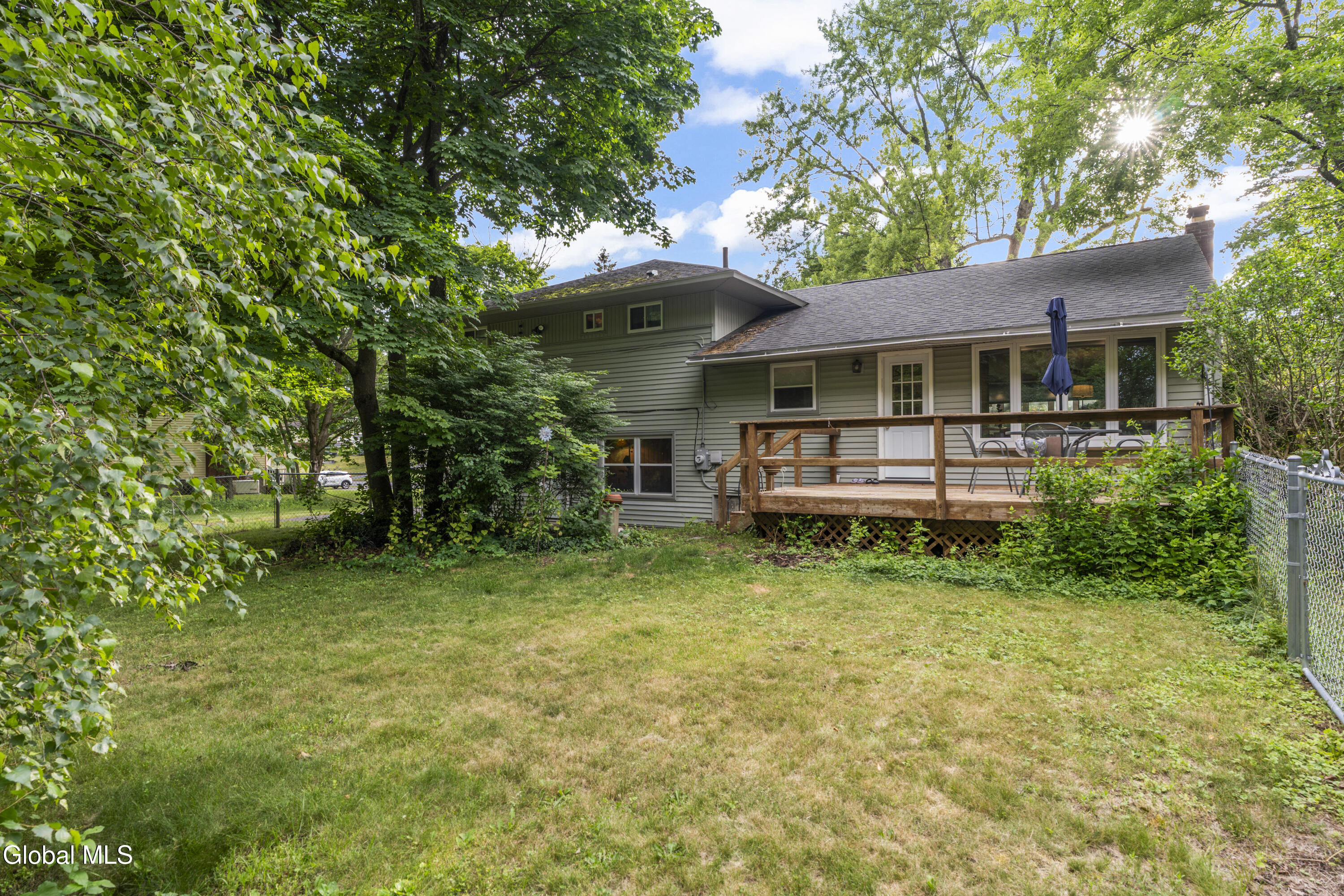 1278 Hawthorn Road Schenectady NY 12309