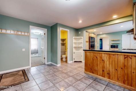 142 Osborne Road Albany NY 12205