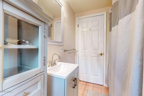 142 Osborne Road Albany NY 12205