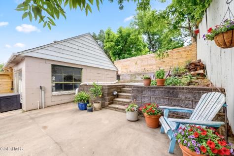 142 Osborne Road Albany NY 12205
