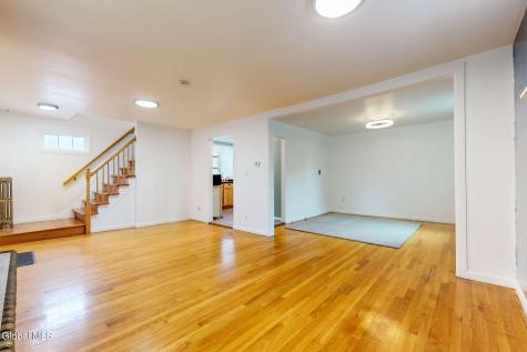 142 Osborne Road Albany NY 12205