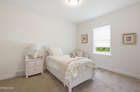 3 Wyatt's Way Clifton Park NY 12065