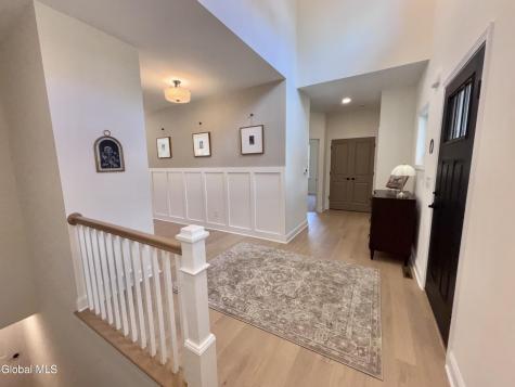 3 Wyatt's Way Clifton Park NY 12065