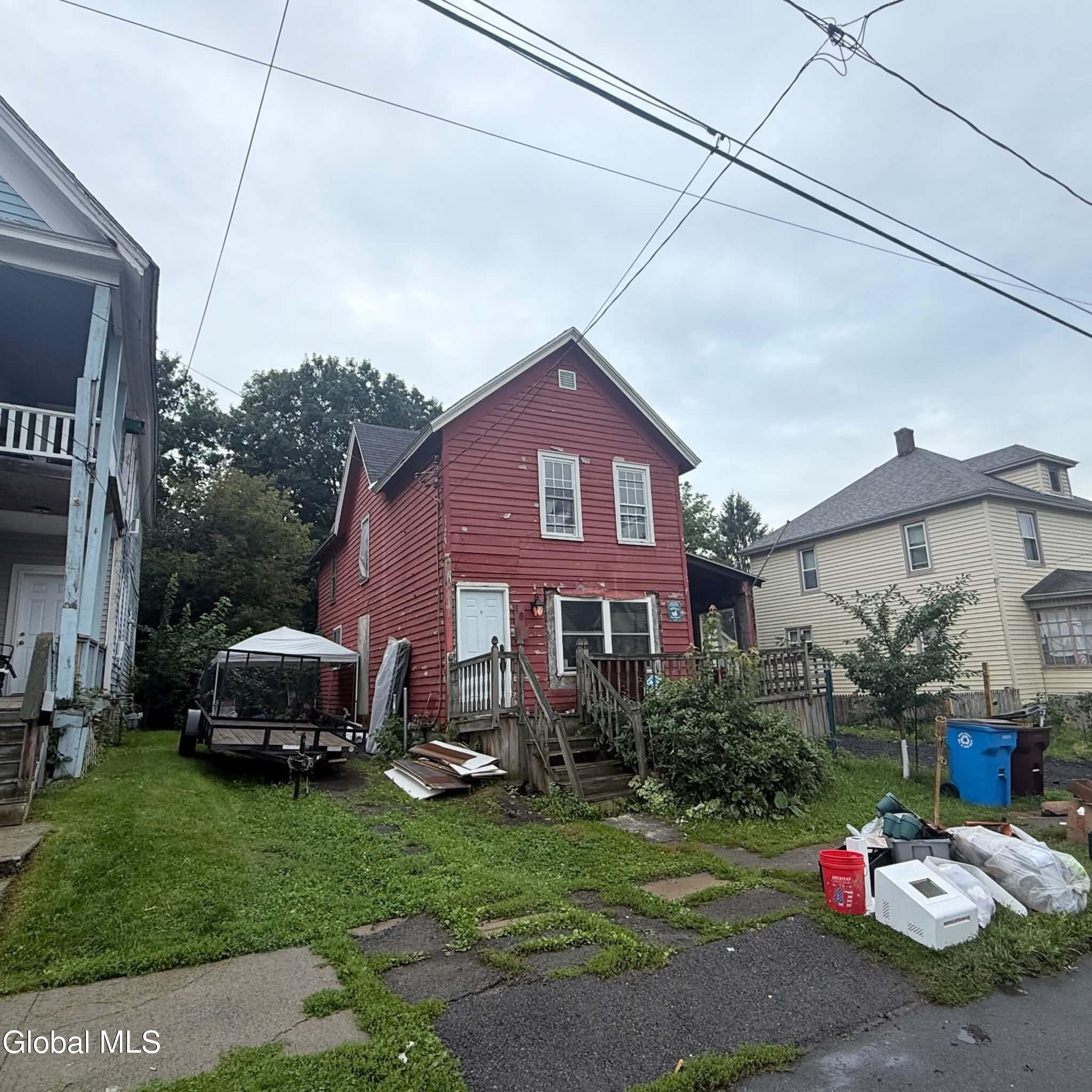 18 Walnut Street Gloversville NY 12078