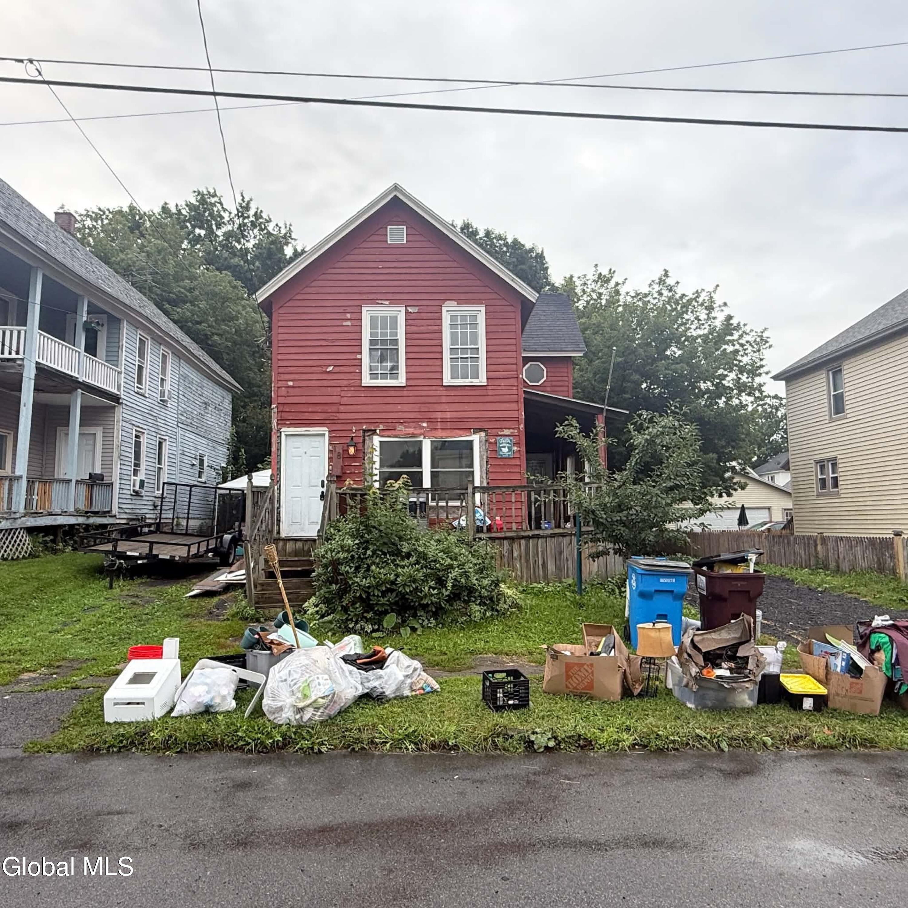 18 Walnut Street Gloversville NY 12078