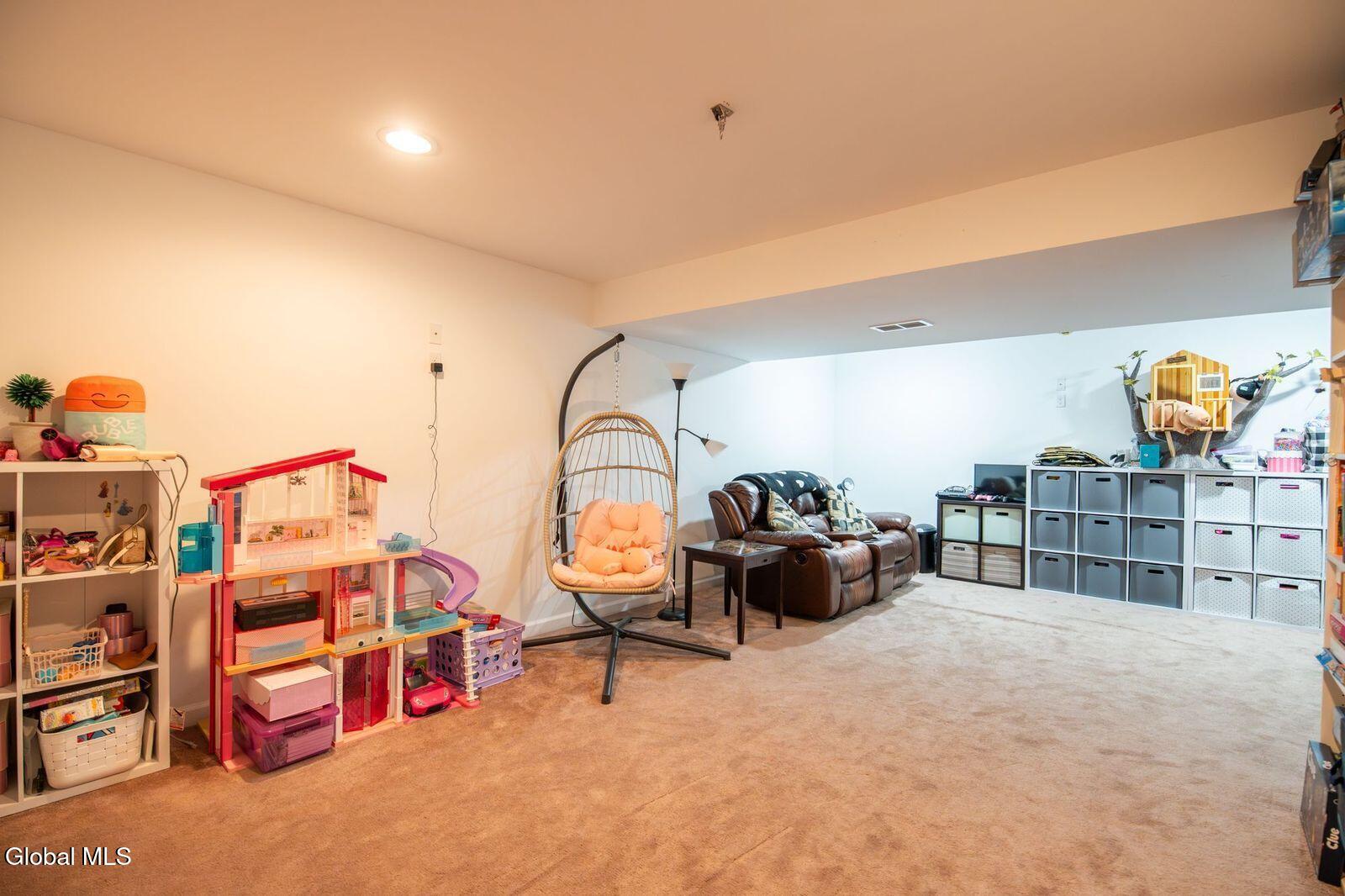5 Charlton Lane Queensbury NY 12804