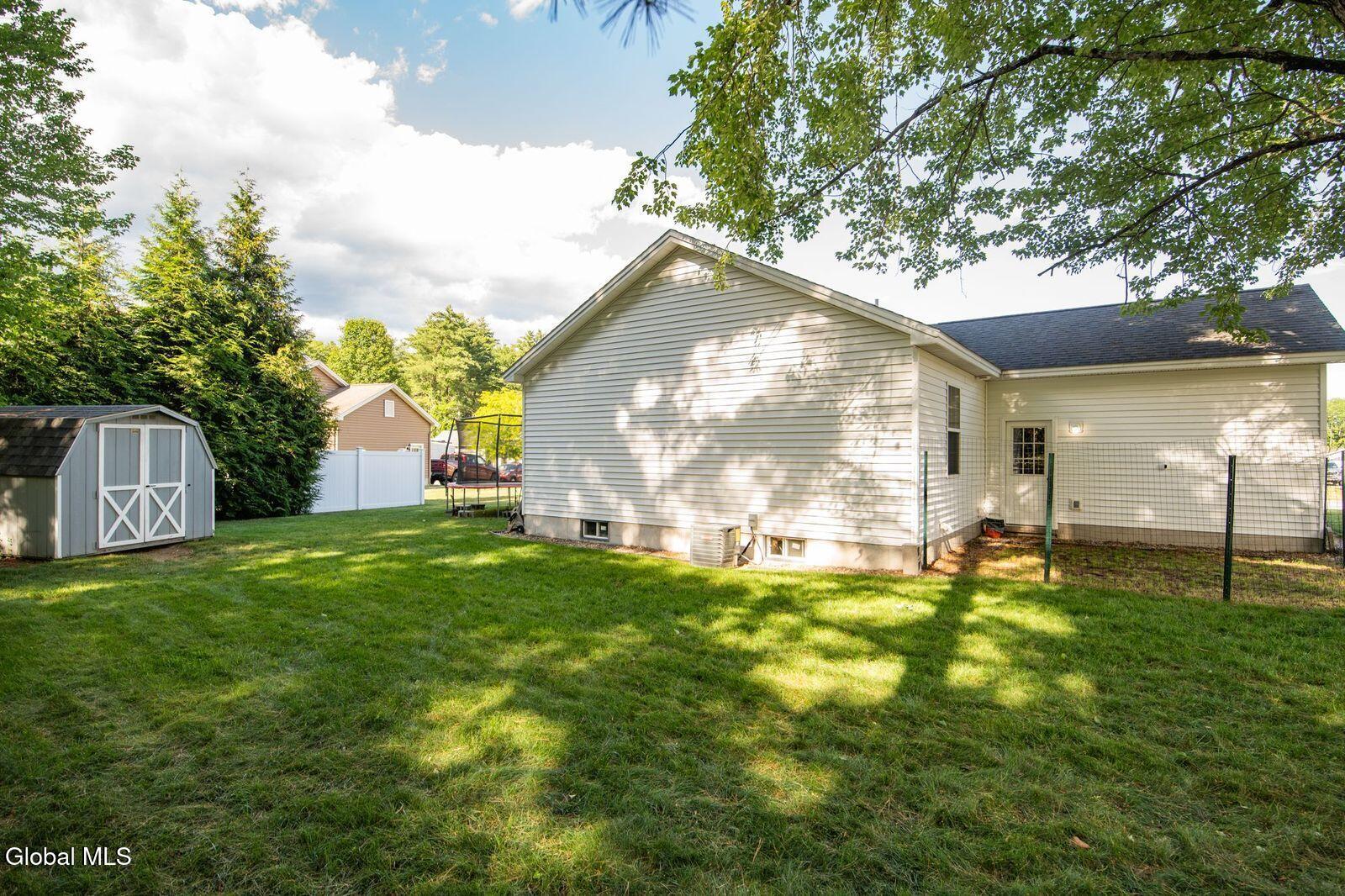5 Charlton Lane Queensbury NY 12804