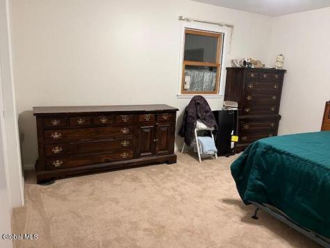 90 Tomhannock Road Valley Falls NY 12185