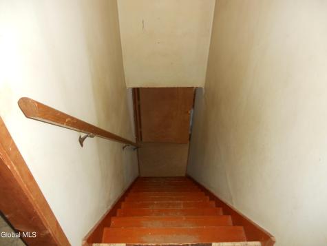 90 Tomhannock Road Valley Falls NY 12185