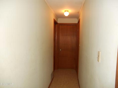 90 Tomhannock Road Valley Falls NY 12185