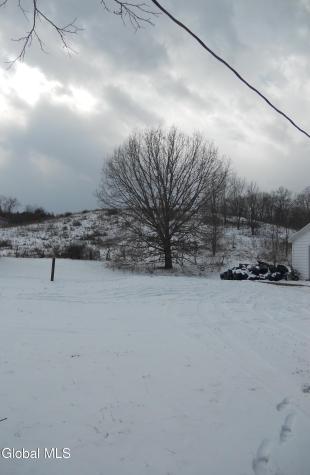 90 Tomhannock Road Valley Falls NY 12185