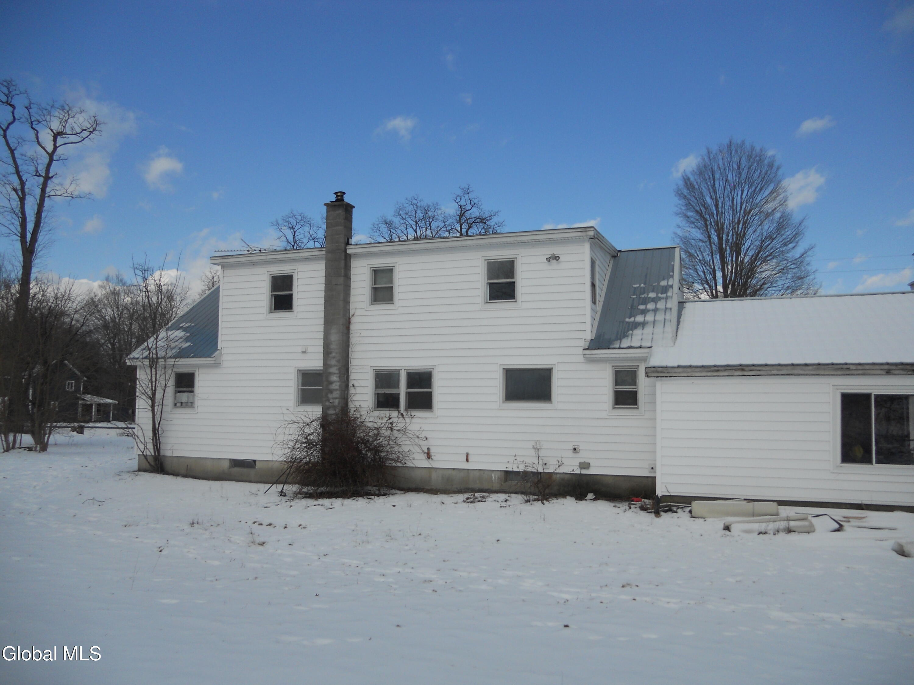 90 Tomhannock Road Valley Falls NY 12185