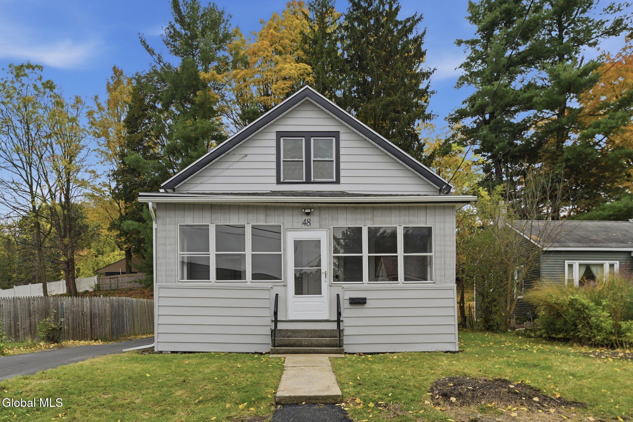 48 Brookview Avenue Troy NY 12180