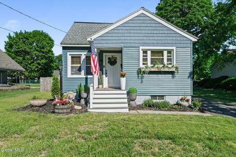17 Wilmarth Street Scotia NY 12302