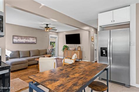17 Wilmarth Street Scotia NY 12302