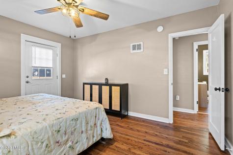 17 Wilmarth Street Scotia NY 12302