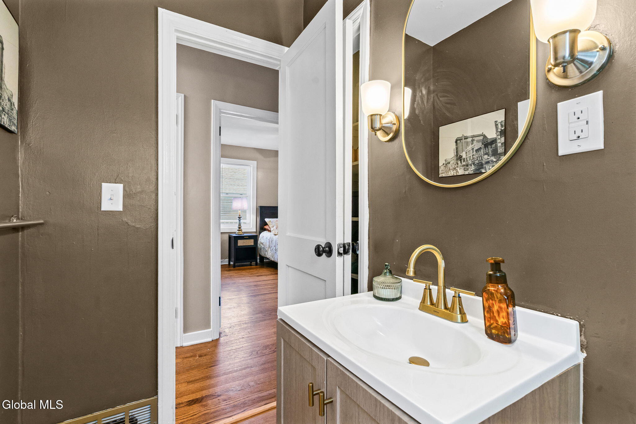 17 Wilmarth Street Scotia NY 12302