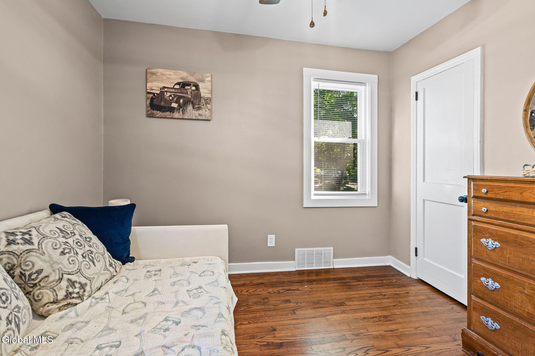 17 Wilmarth Street Scotia NY 12302