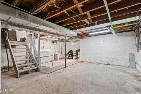17 Wilmarth Street Scotia NY 12302