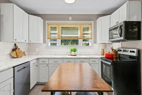 17 Wilmarth Street Scotia NY 12302