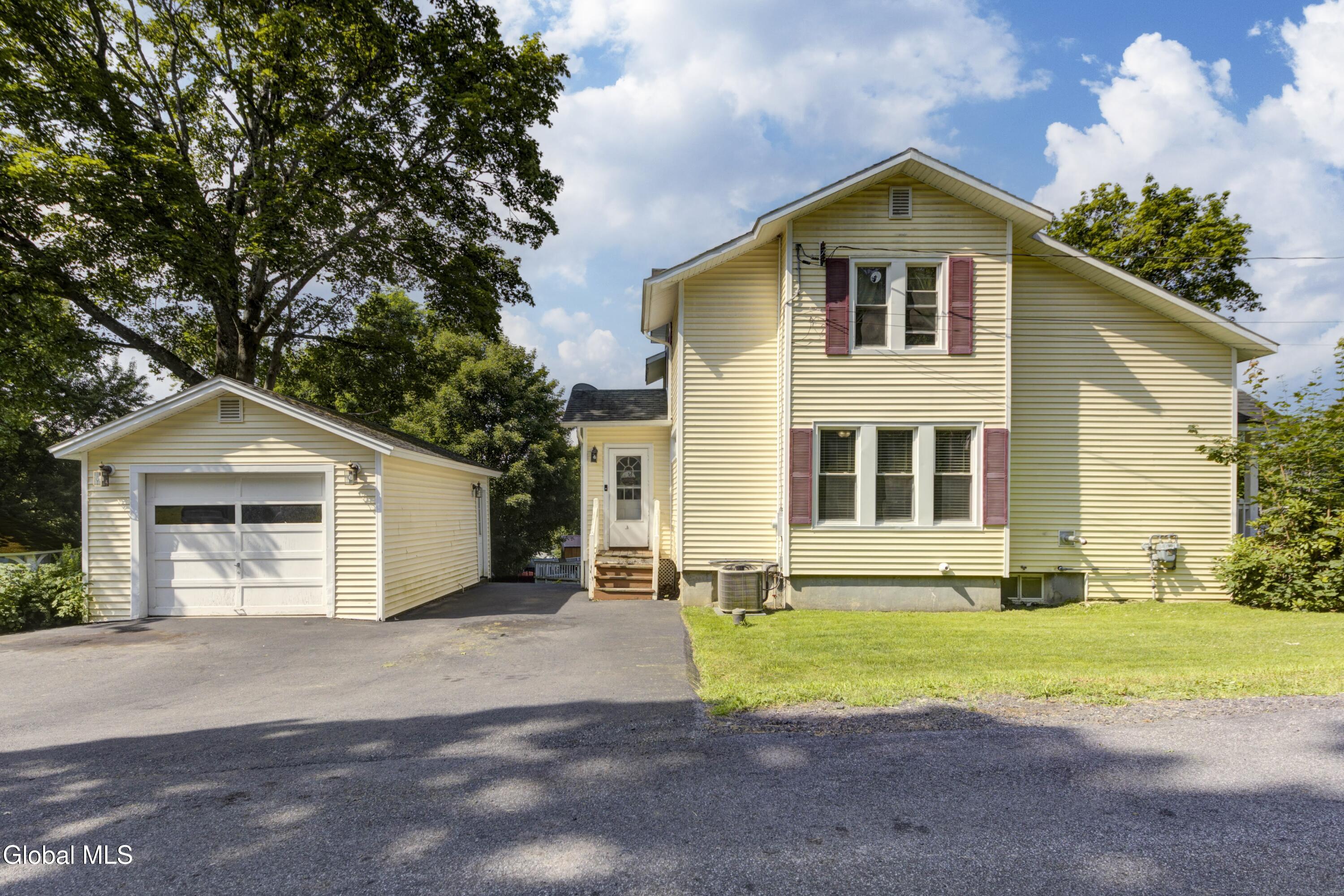 22 Highland Avenue Fort Johnson NY 12070