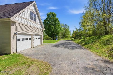 9 Sweet Road Stillwater NY 12170