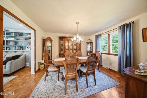 4008 Luigi Court Schenectady NY 12303