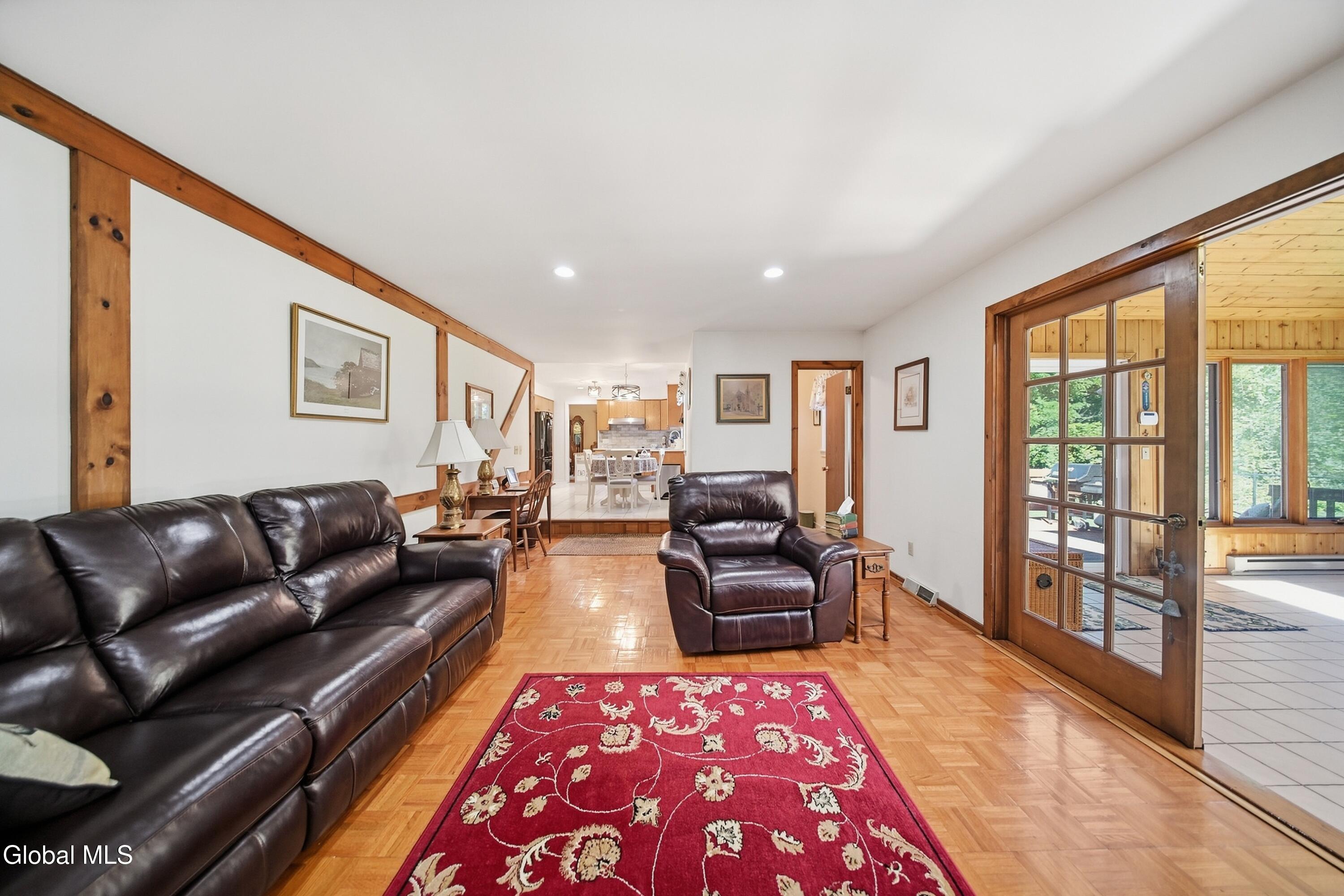 4008 Luigi Court Schenectady NY 12303