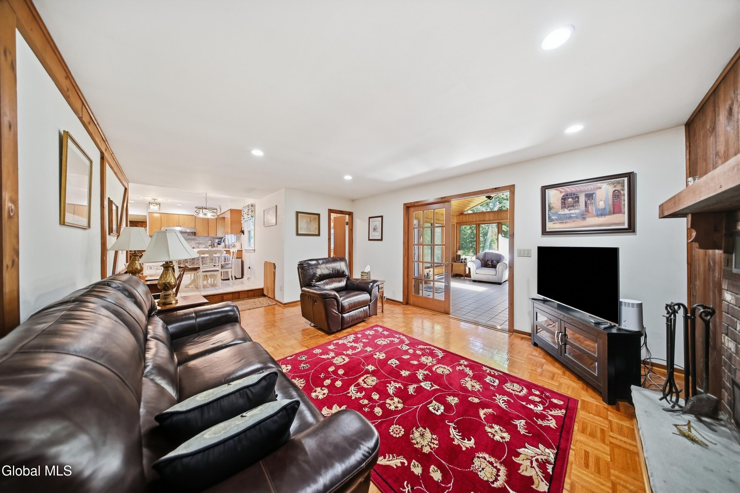4008 Luigi Court Schenectady NY 12303