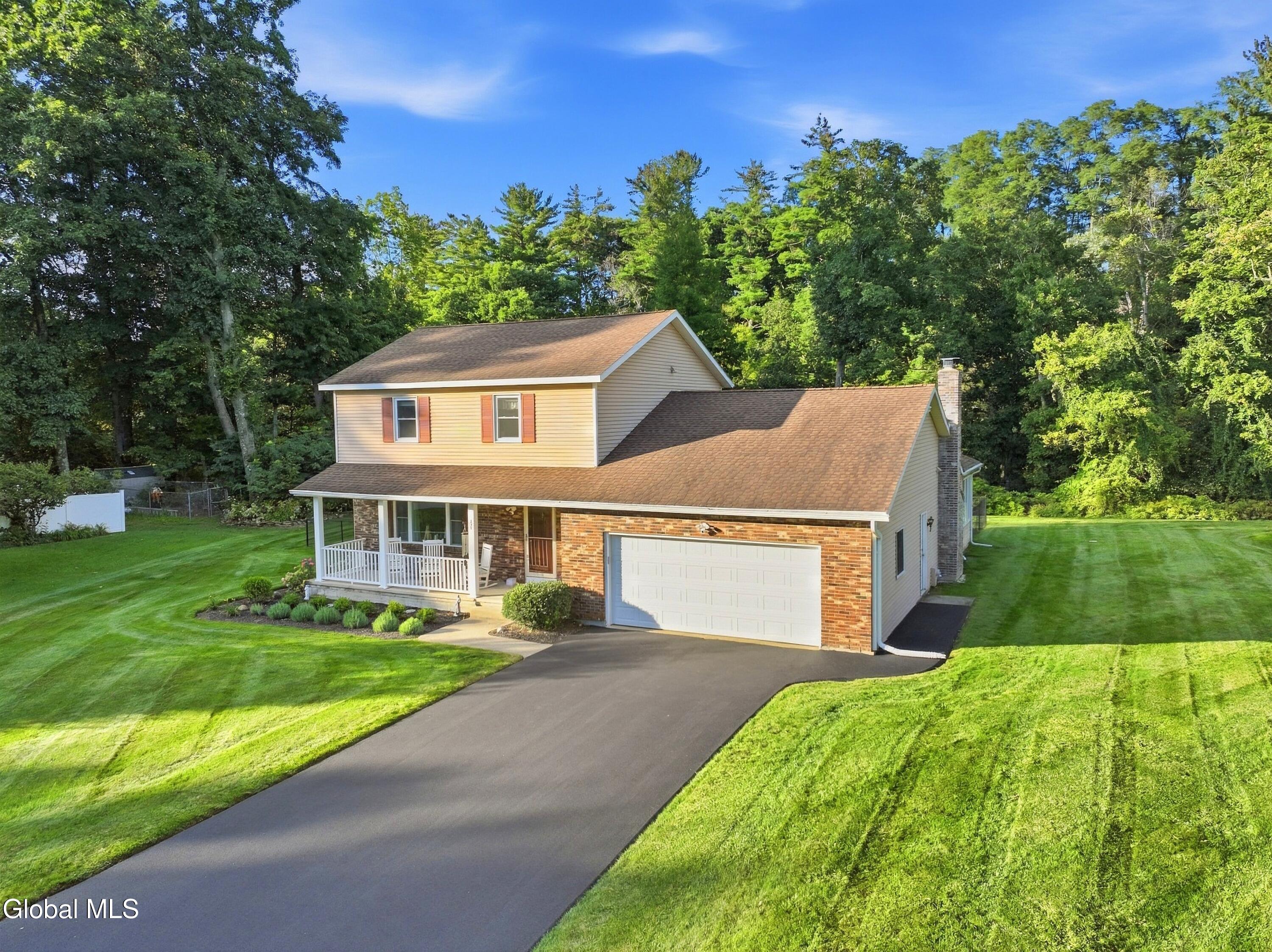 4008 Luigi Court Schenectady NY 12303