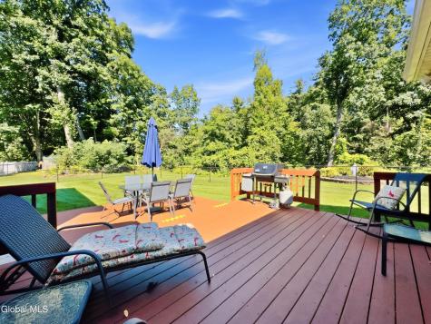 4008 Luigi Court Schenectady NY 12303