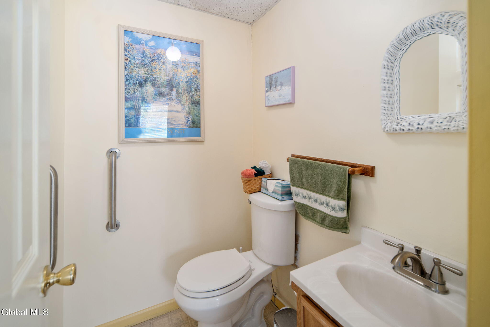 175 Bassett Road West Winfield NY 13491