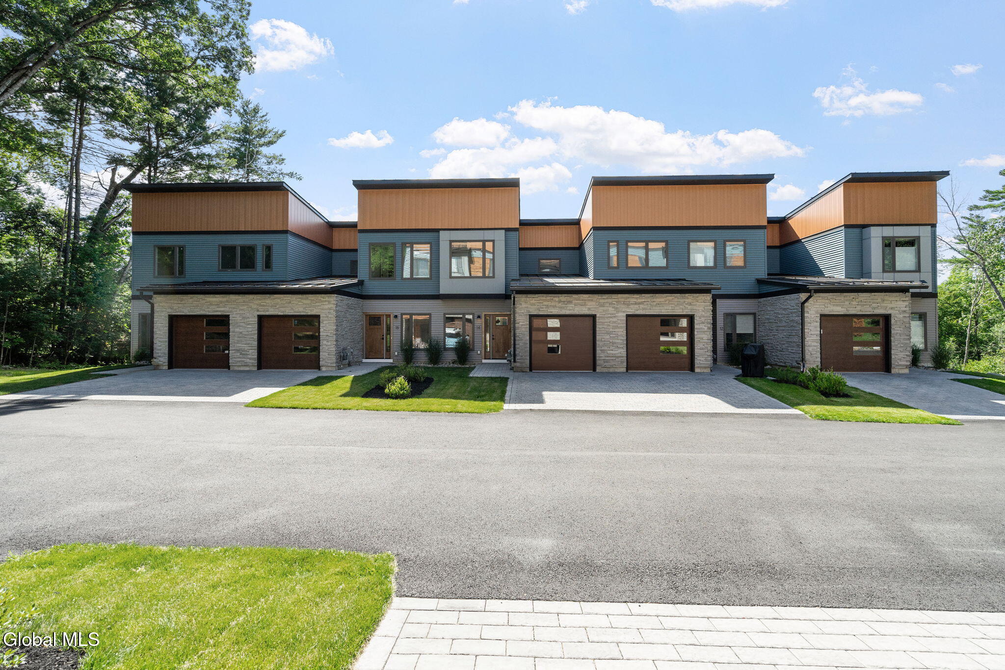 11 Footpath Way Lake George NY 12845
