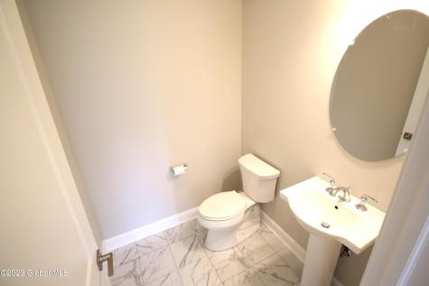 23 Wyatt's Way Clifton Park NY 12065