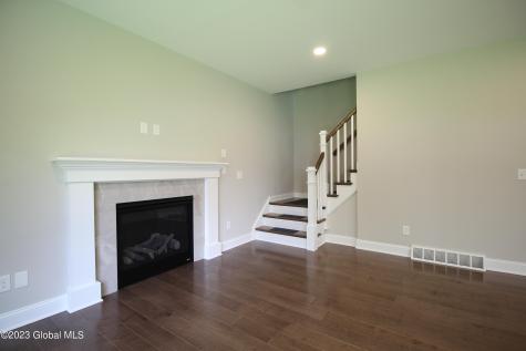 23 Wyatt's Way Clifton Park NY 12065