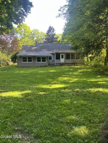 20 Van Vorst Drive Burnt Hills NY 12027