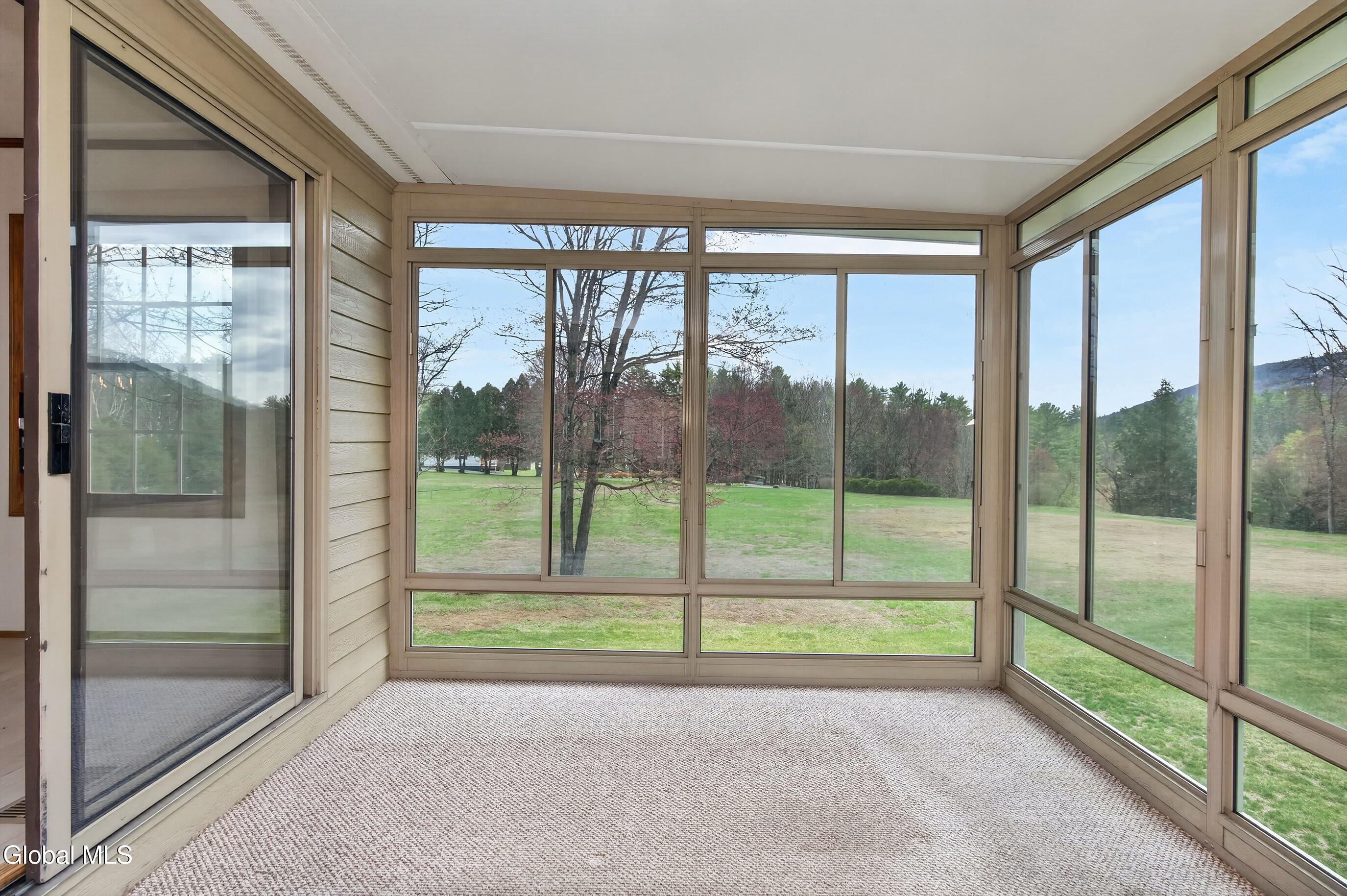 45 Laurel Lane Queensbury NY 12804