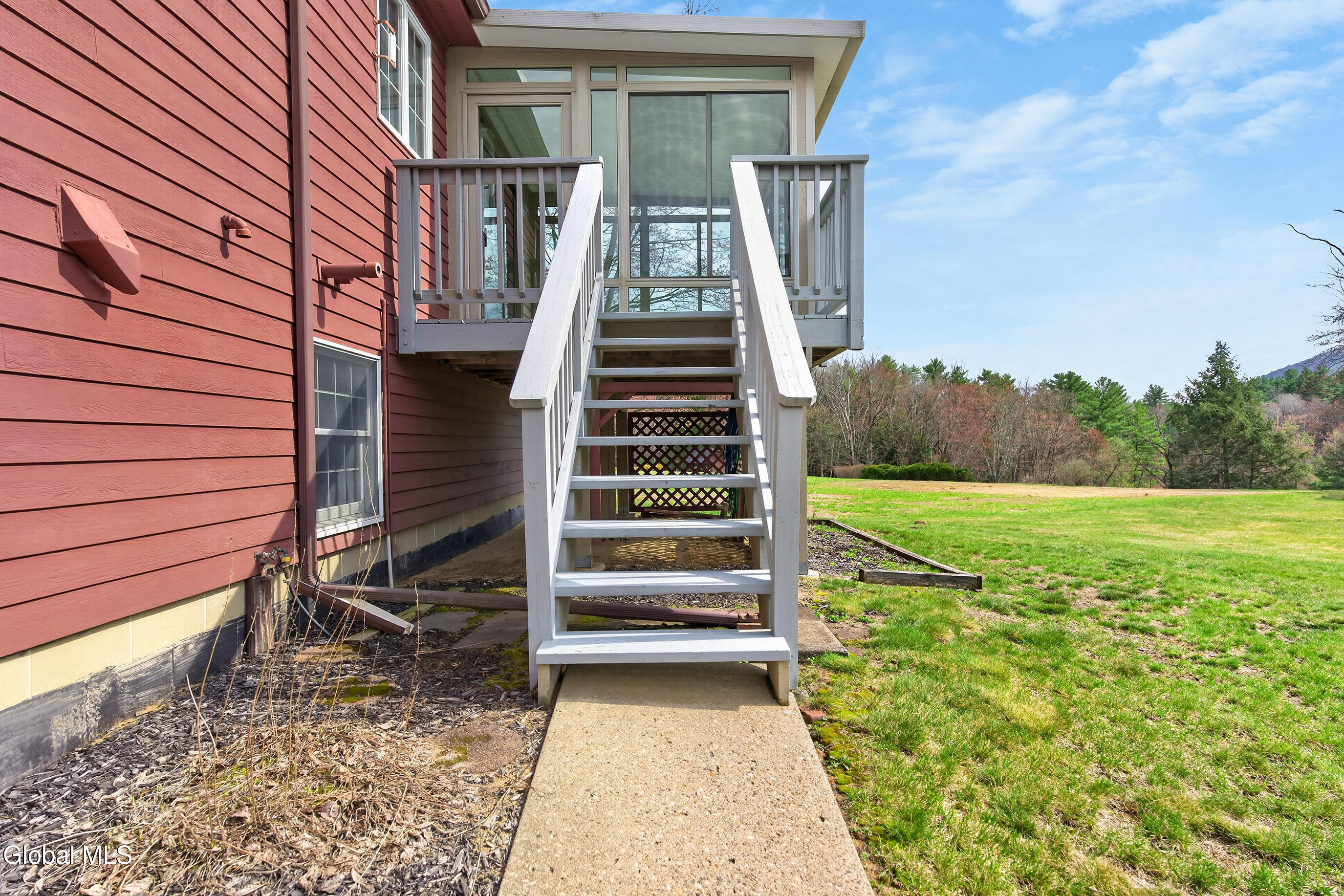 45 Laurel Lane Queensbury NY 12804